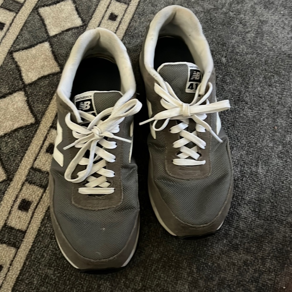New Balance Classic Low Top Walking Sneakers Grey/White